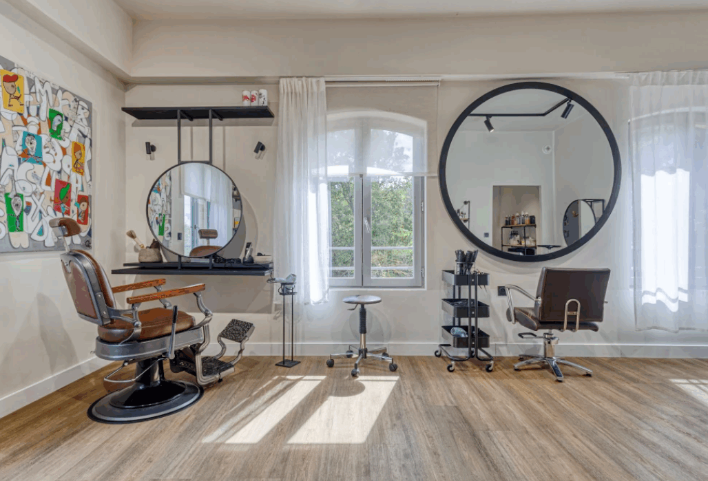 SALON 1